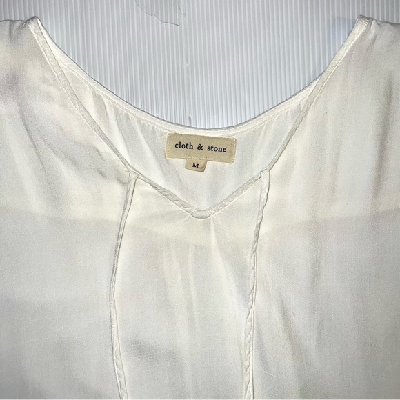 Cloth & Stone Women’s Ivory Bell Sleeve Keyhole Tie Top. Sz M - Picture 2 of 10